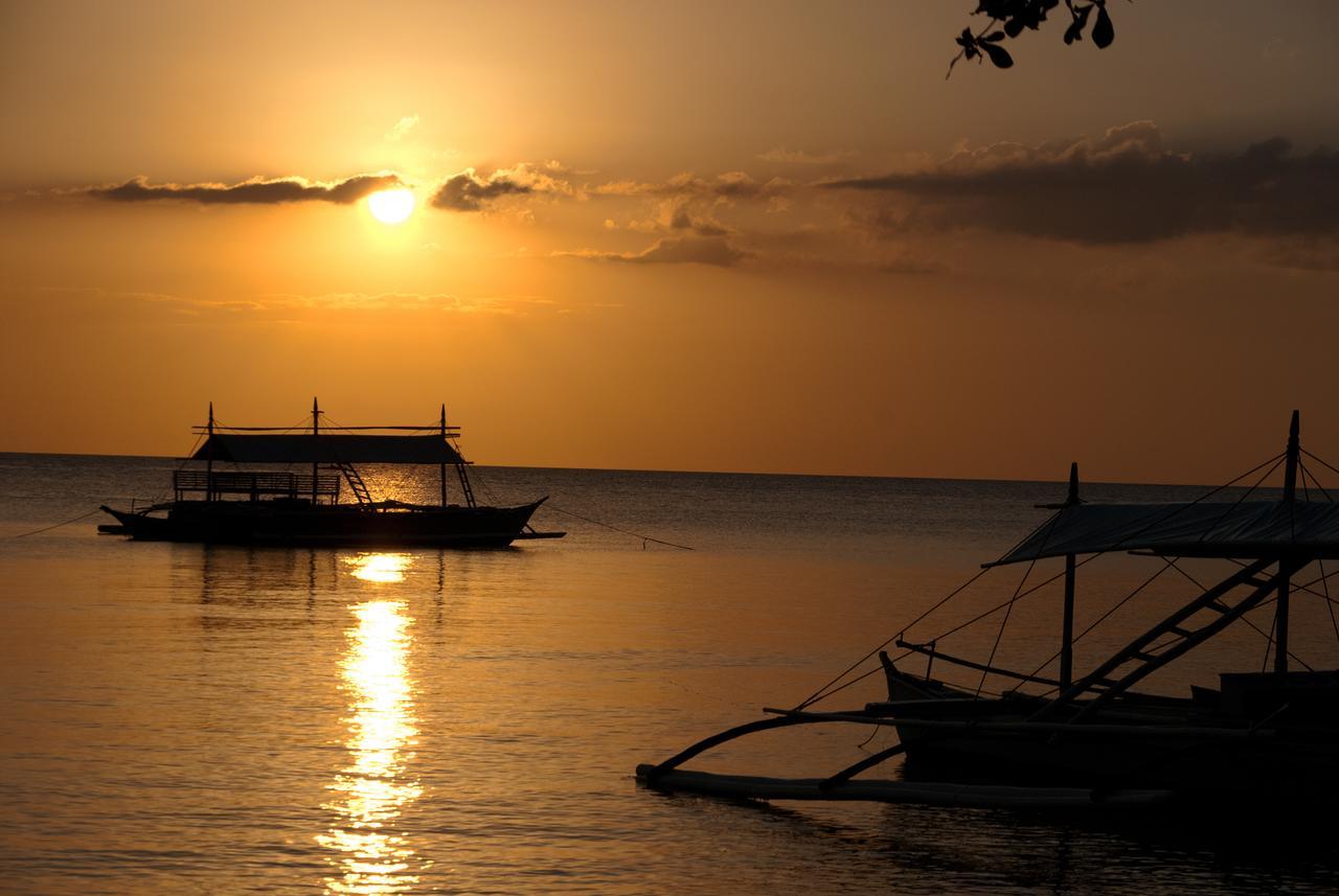 Easy Diving And Beach Resort Sipalay Exterior foto